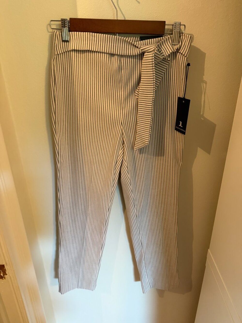 NWT Jules & Leopold XS Striped Tie-Waist Pull On Slim Leg Capri Grey and Blush